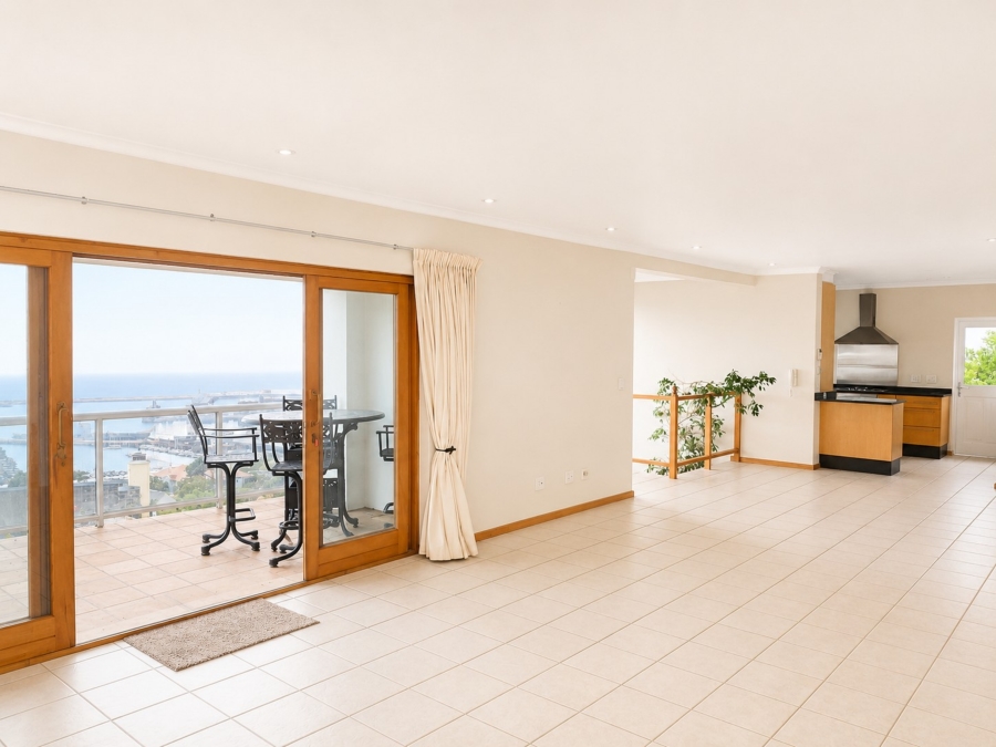 To Let 3 Bedroom Property for Rent in Simons Kloof Western Cape